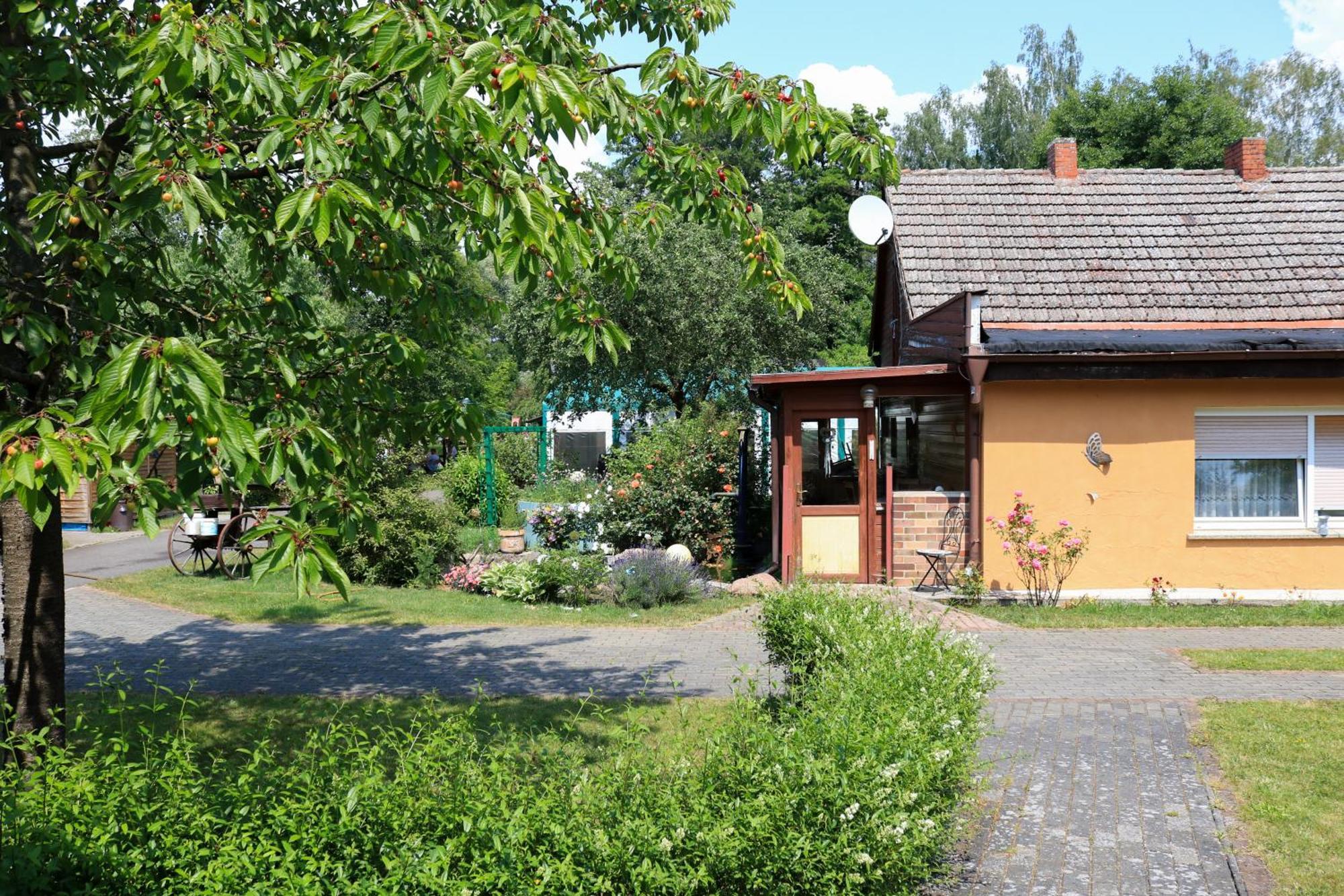 Gasthaus & Pension Am Kurfuerstendamm Бург Экстерьер фото
